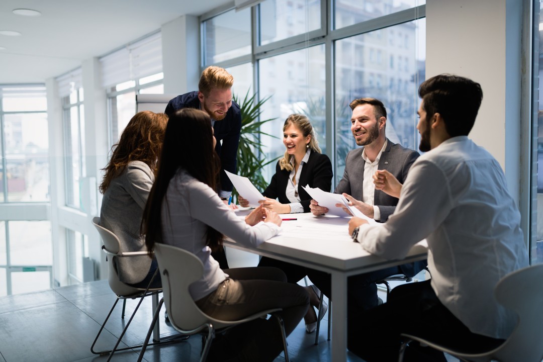 Streamlining Connectivity: Supply Chain Management in Wireless and Wireline Communication